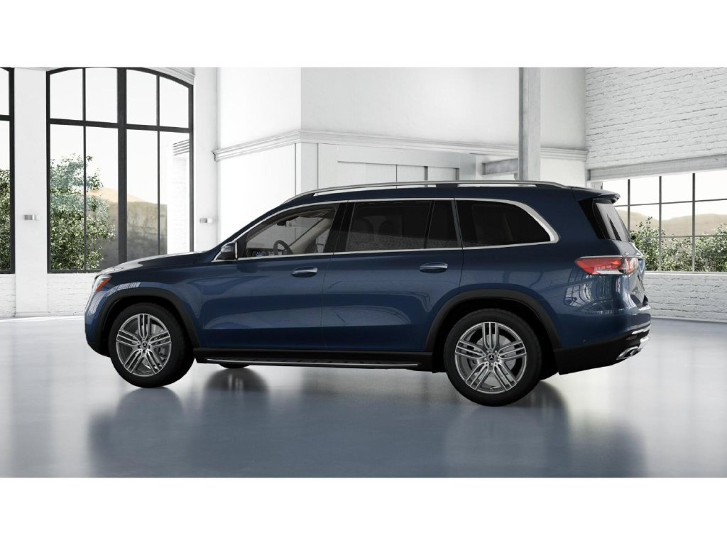 Used 2024 Mercedes-Benz GLS 450 4MATIC image 32