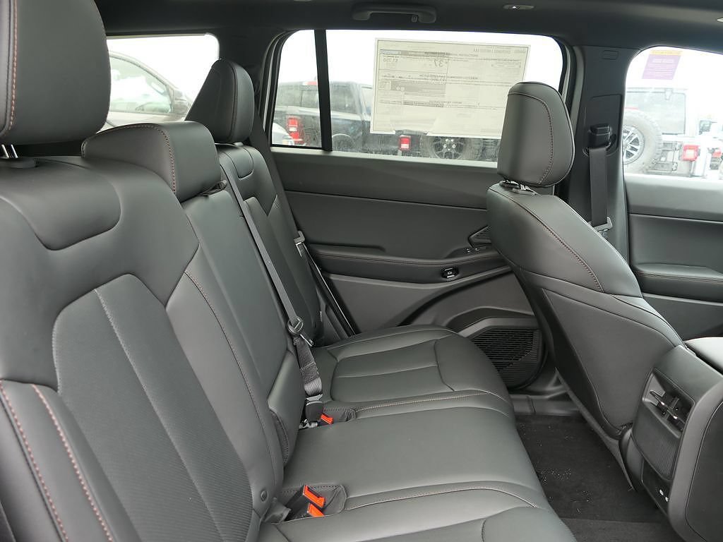 New 2026 Jeep Cherokee Limited AWD/4WD image 20