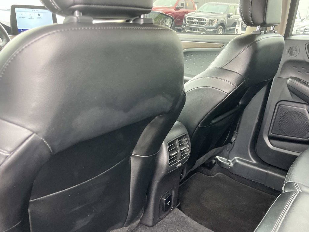 Used 2020 Ford Escape Titanium AWD/4WD image 21