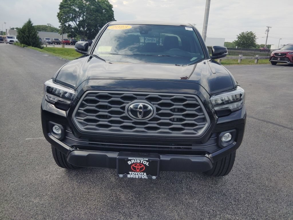 Certified 2023 Toyota Tacoma TRD Off-Road AWD/4WD image 2