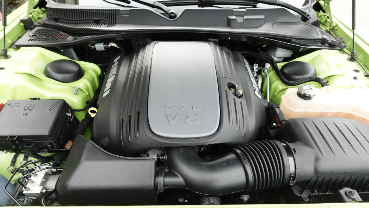 Used 2015 Dodge Challenger R/T Plus image 16