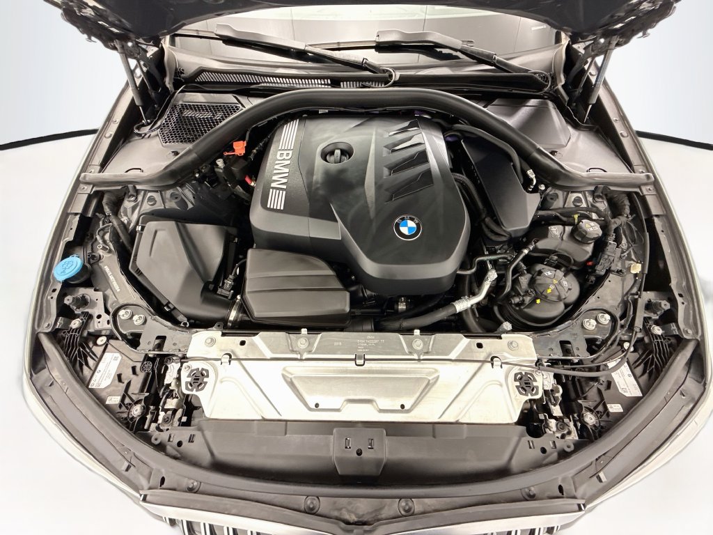 Certified 2026 BMW 330i Sedan w/ M Sport Package RWD image 28