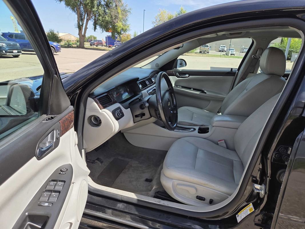 Used 2012 Chevrolet Impala LTZ image 10