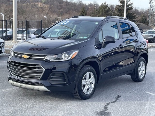 Certified 2022 Chevrolet Trax LT w/ LT Convenience Package image 7