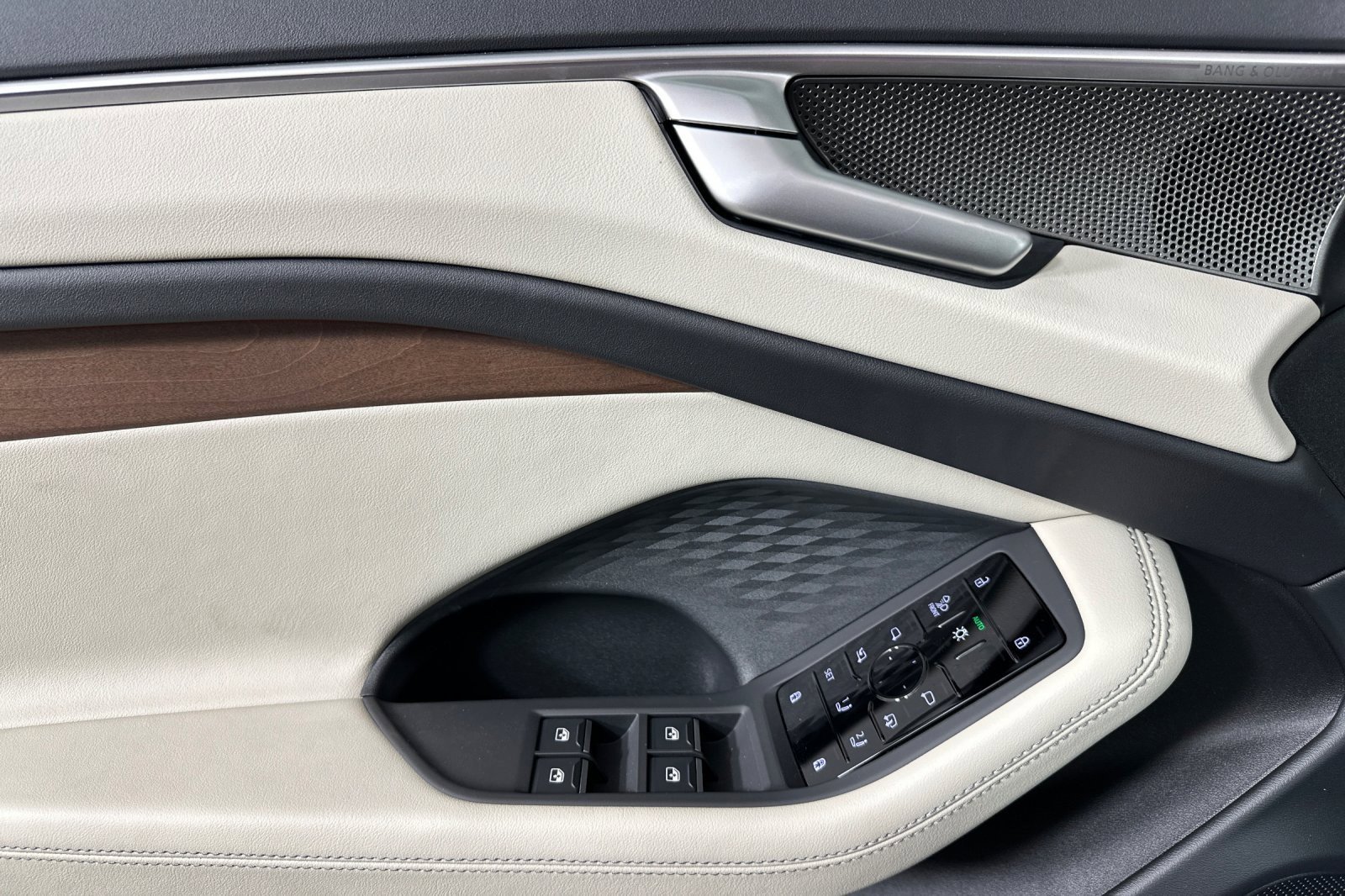 New 2026 Audi A6 Premium Plus image 10