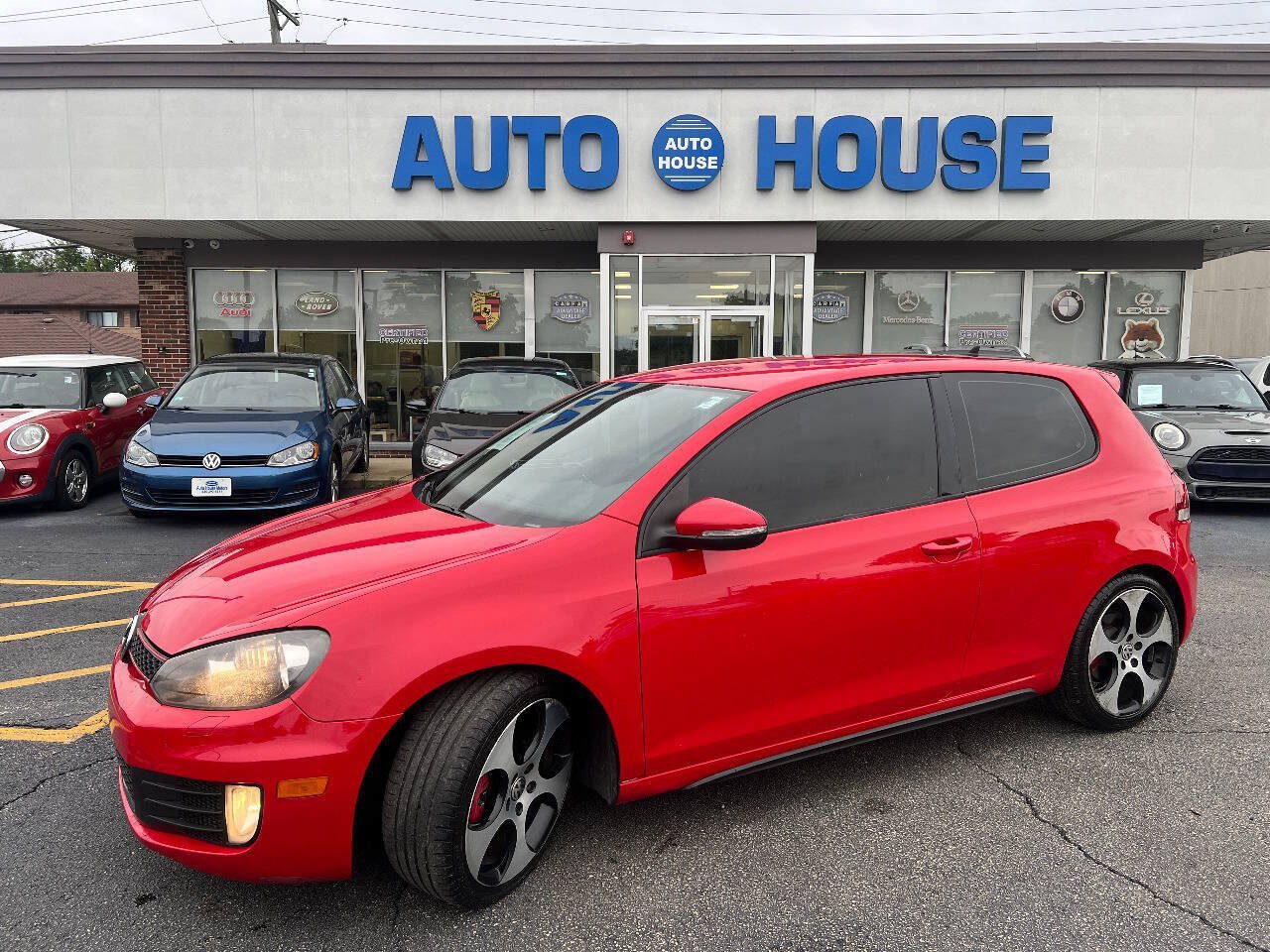 Used 2012 Volkswagen Golf 2-Door FWD image 7