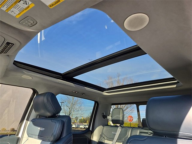 Used 2024 Ford F350 Limited image 14