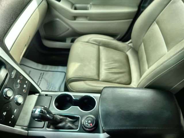 Used 2015 Ford Explorer XLT w/ Equipment Group 202A image 23