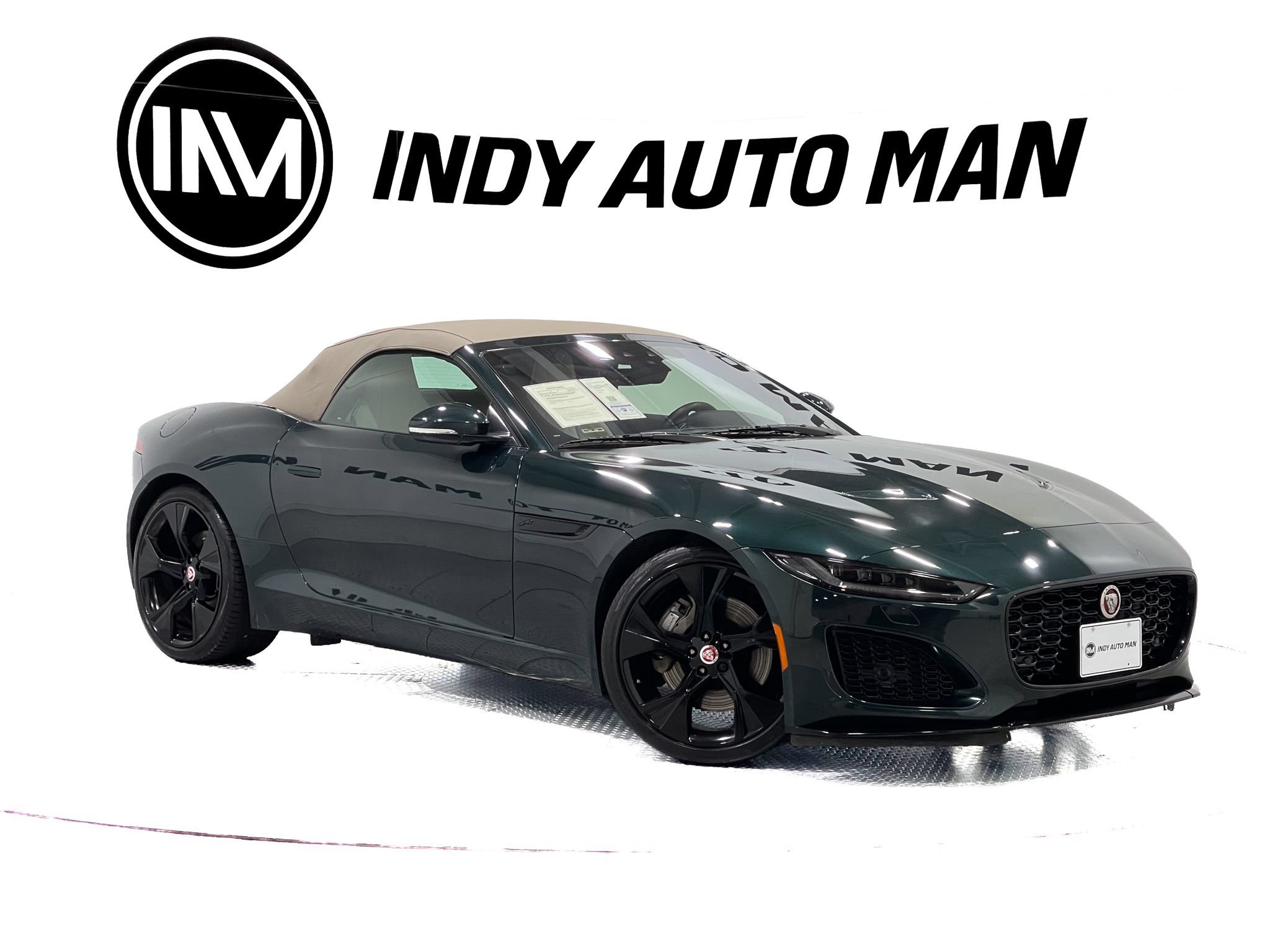 Used 2021 Jaguar F-TYPE Convertible RWD image 2
