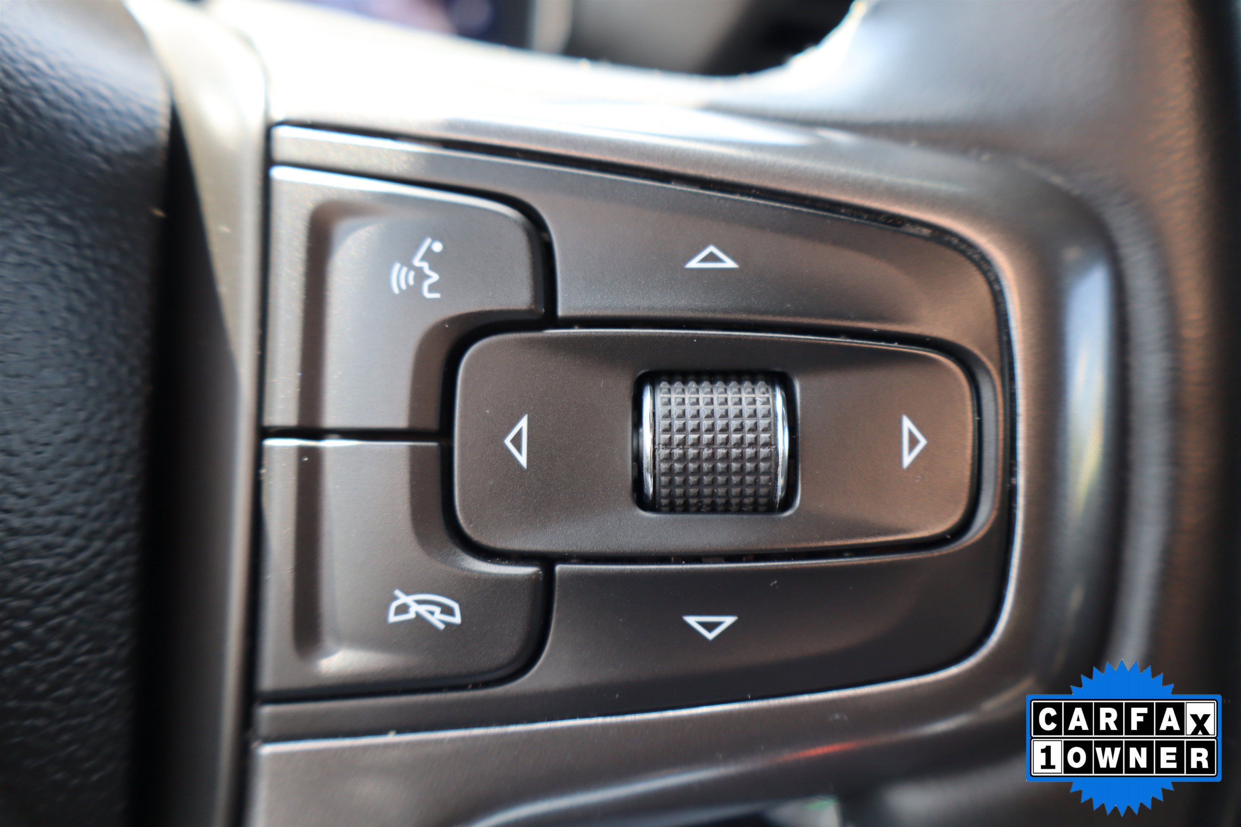 Used 2025 Chevrolet Silverado 2500 High Country w/ Technology Package image 30