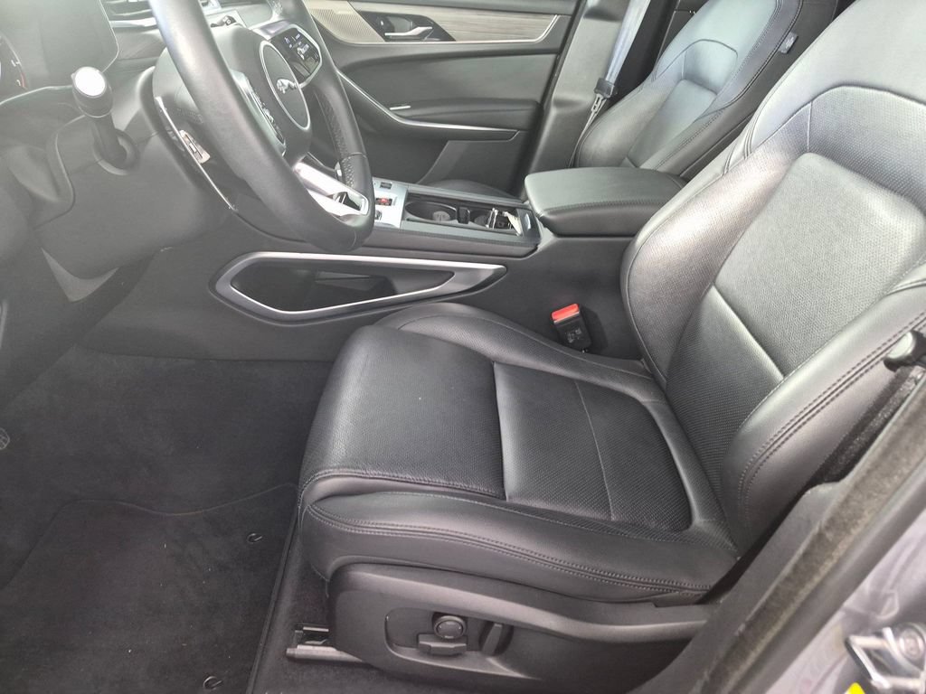 Used 2023 Jaguar F-PACE S AWD/4WD image 14