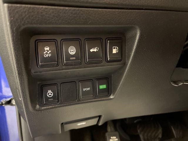 Used 2018 Nissan Rogue SL image 30