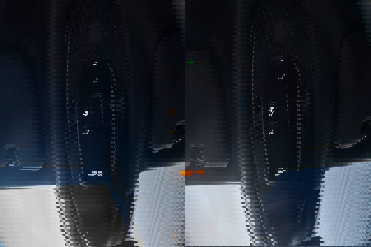 Used 2025 Porsche Cayenne Turbo image 18