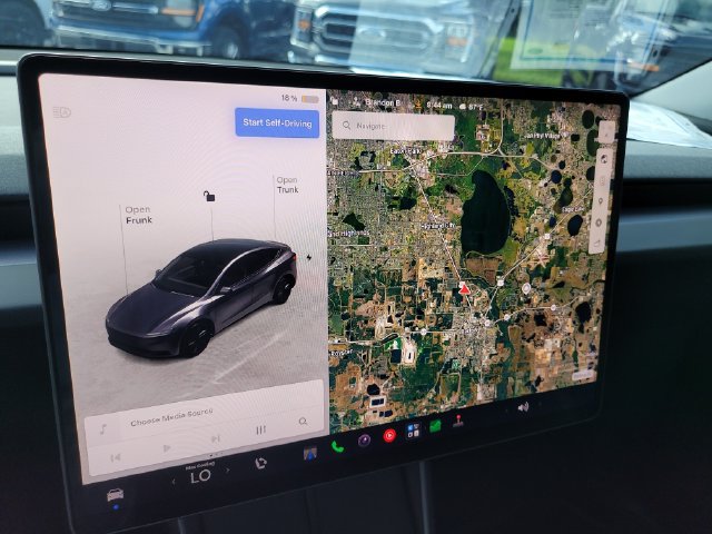 Used 2026 Tesla Model Y Long Range AWD/4WD image 22