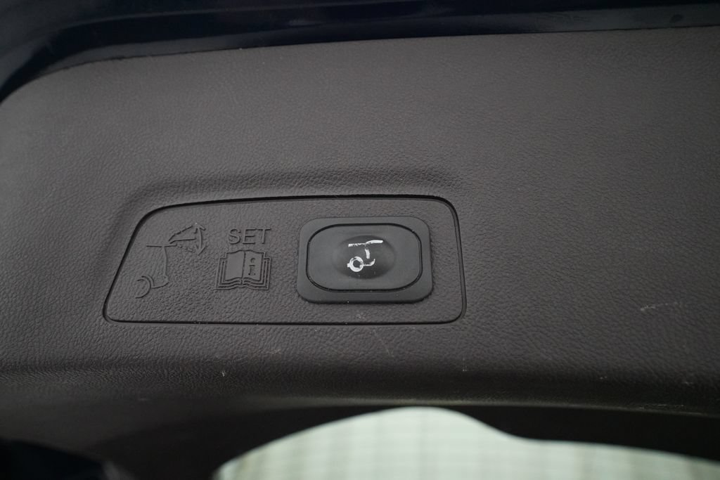 Used 2019 Lincoln MKC Reserve w/ Canadian Touring Package AWD/4WD image 15