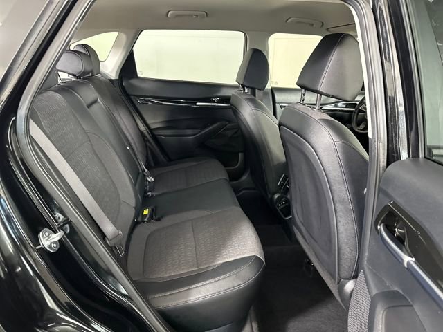 Used 2025 Kia Seltos S image 27