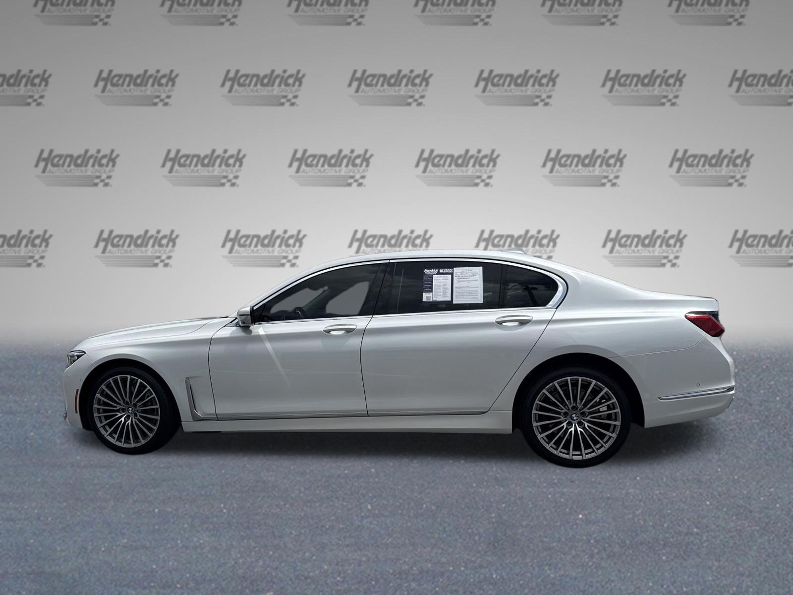 Used 2021 BMW 740i w/ Premium Package RWD image 7