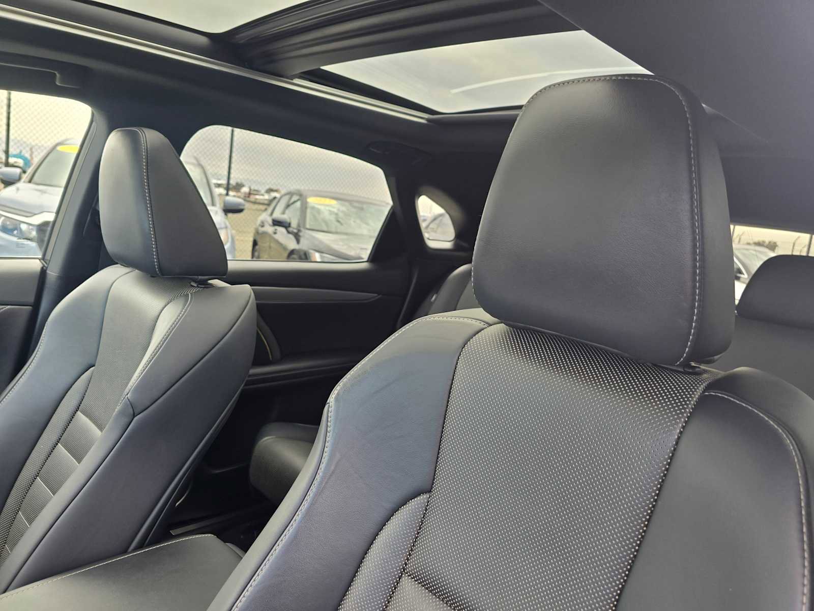 Used 2017 Lexus RX 450h F Sport image 25