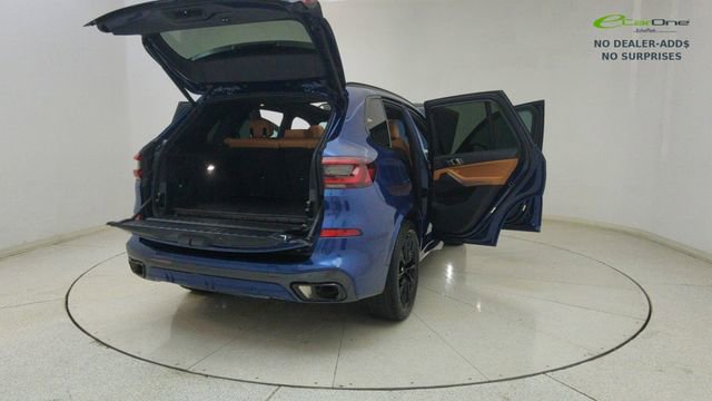 Used 2023 BMW X5 xDrive40i w/ M Sport Package AWD/4WD image 74