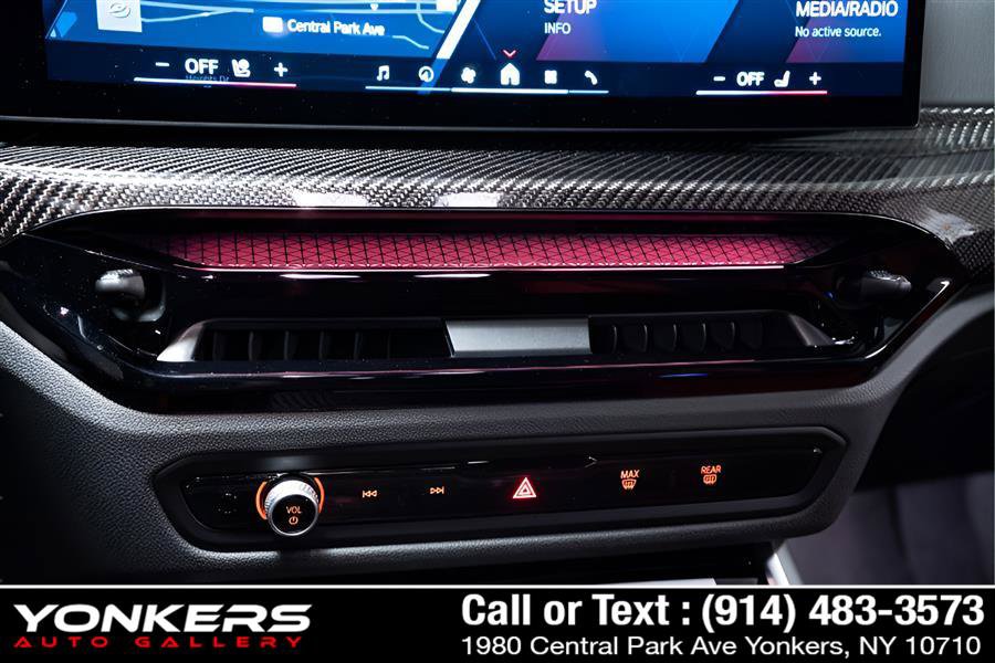 Used 2025 BMW M4 Coupe w/ Executive Package image 38