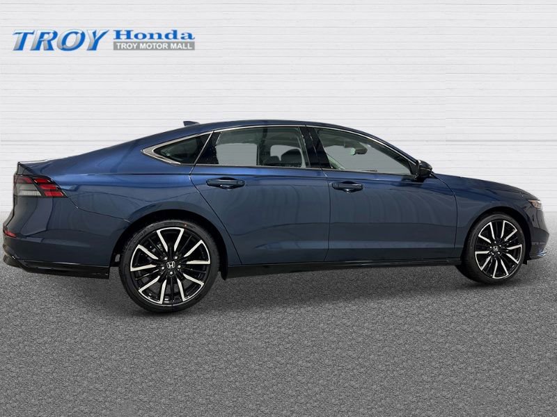 New 2025 Honda Accord Touring image 8