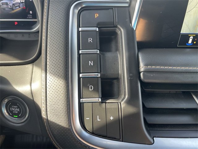 Used 2023 GMC Yukon XL AT4 w/ AT4 Premium Plus Package image 16