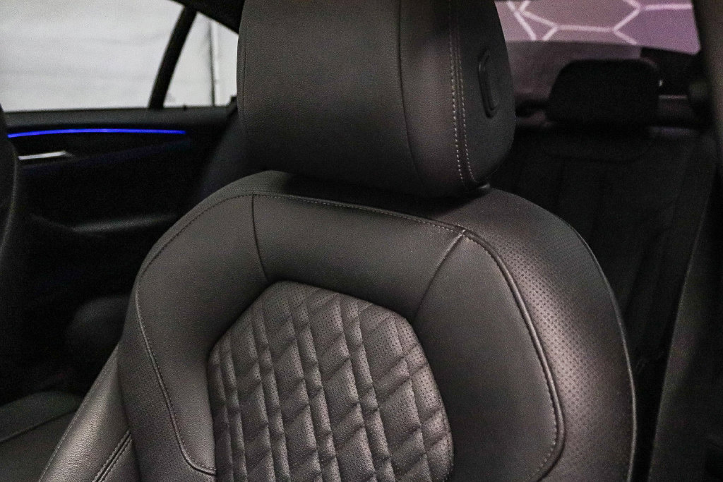 Used 2023 BMW 540i w/ M Sport Package RWD image 30