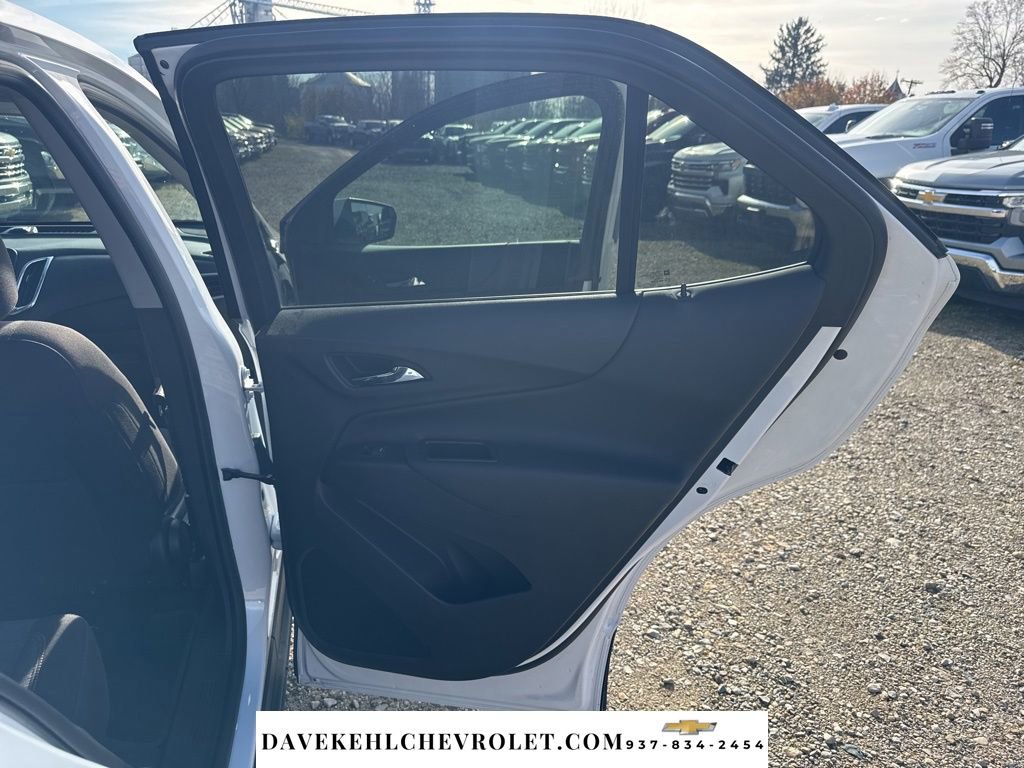 Used 2022 Chevrolet Equinox LT image 24