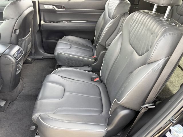 Used 2023 Hyundai Palisade Limited w/ Cargo Package image 25