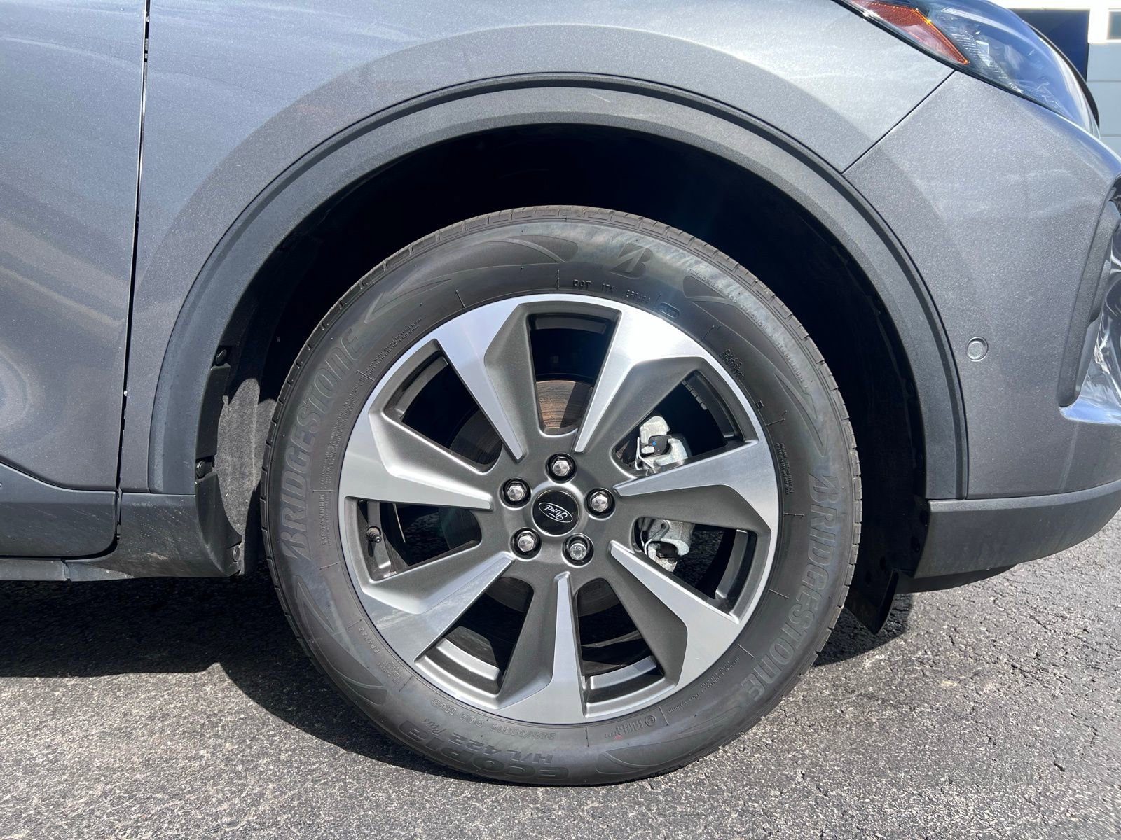 Used 2024 Ford Escape Platinum w/ Premium Technology Package image 17