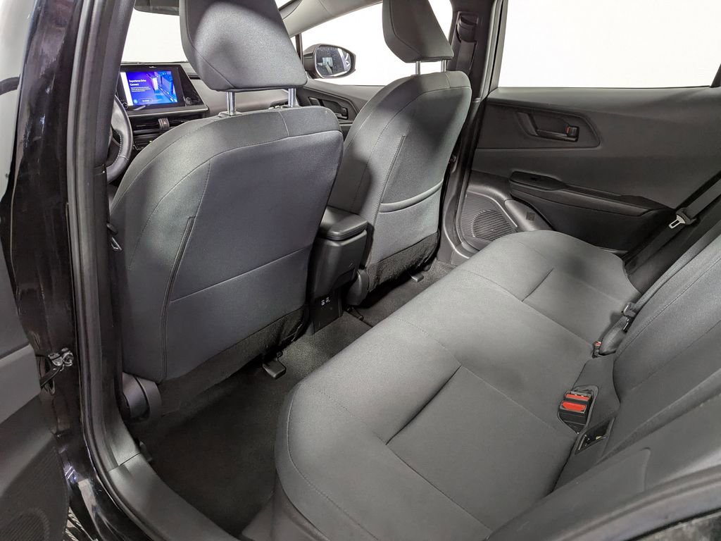 Used 2024 Toyota Prius LE image 39