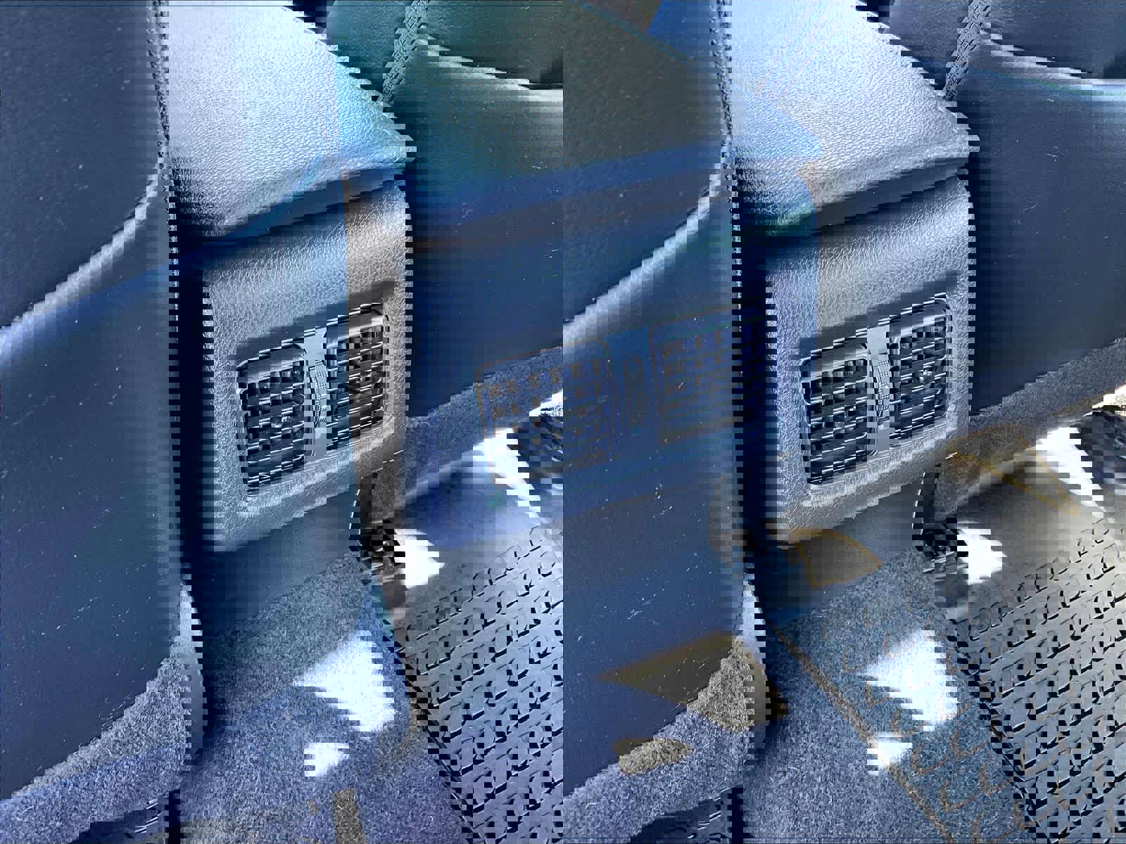 Used 2024 Toyota Camry XLE w/ Cold Weather Package image 28