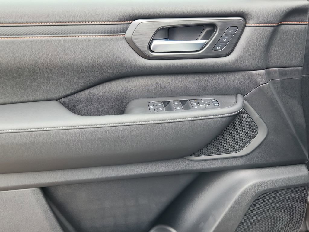 New 2026 Nissan Armada PRO-4X image 7