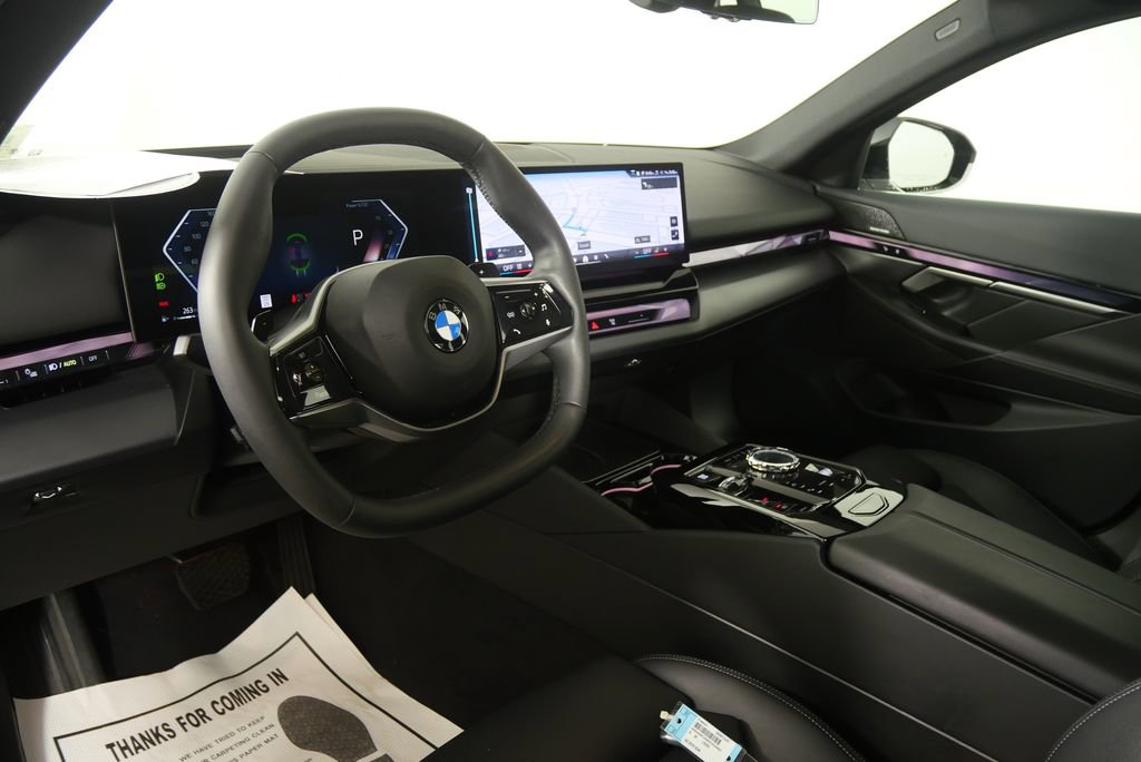 Certified 2025 BMW 540i xDrive image 11