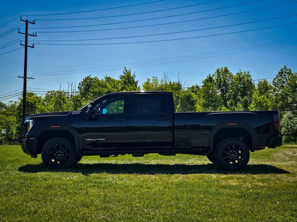 New 2026 GMC Sierra 3500 AT4 w/ AT4 Premium Plus Package AWD/4WD image 8