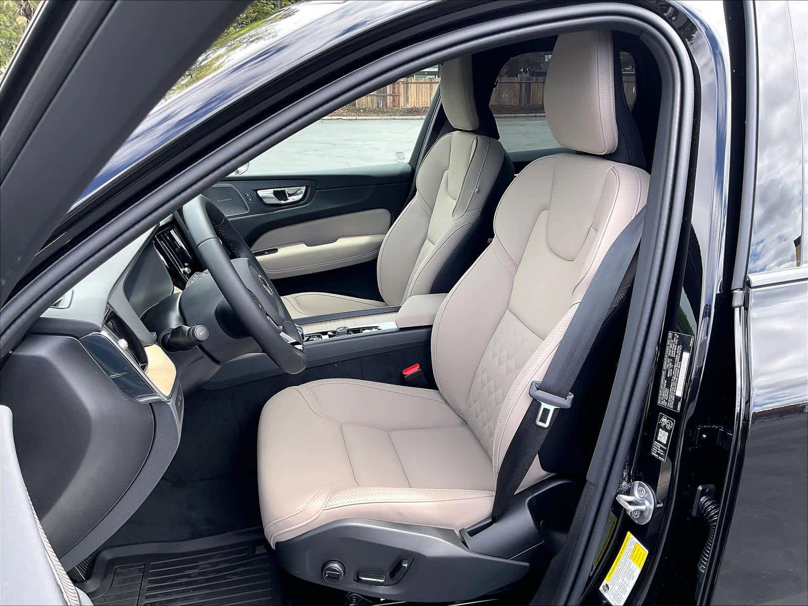 New 2026 Volvo XC60 T8 Plus w/ Climate Package AWD/4WD image 11