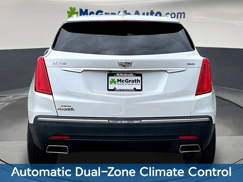 Used 2017 Cadillac XT5 Luxury w/ Driver Awareness Package AWD/4WD image 7