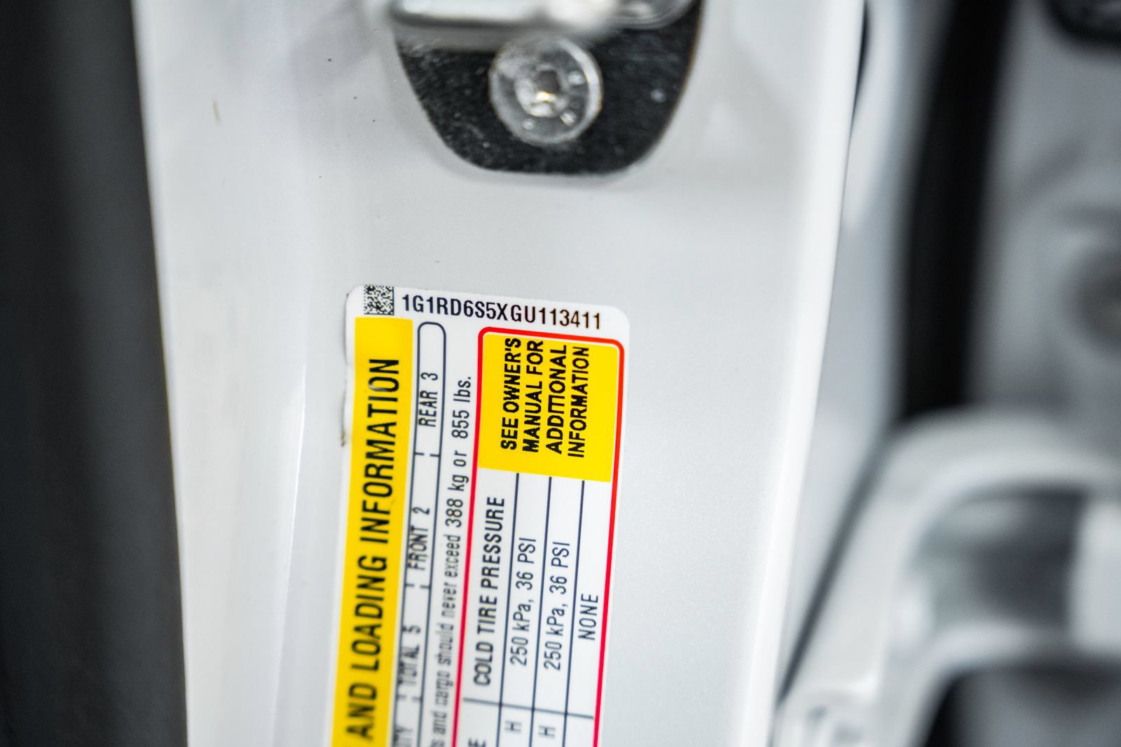 Used 2016 Chevrolet Volt Premier w/ Driver Confidence Package FWD image 38