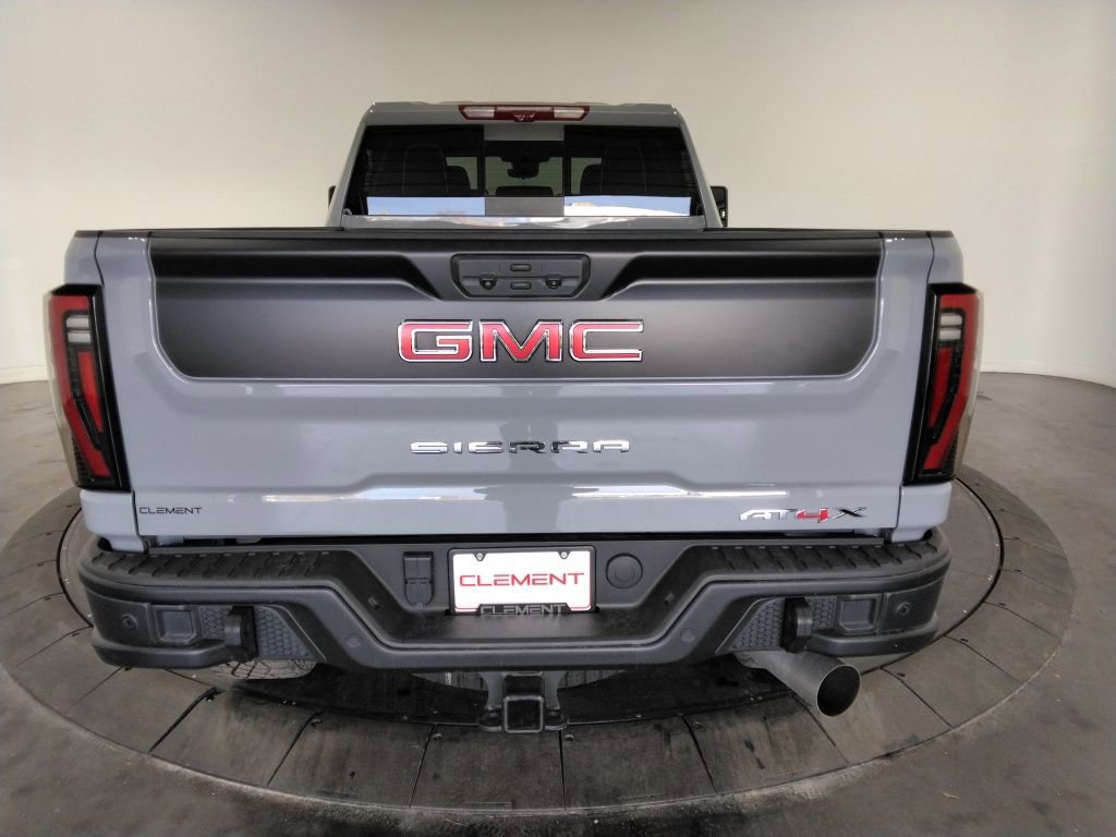 Used 2024 GMC Sierra 2500 AT4X w/ AT4X AEV Edition image 6