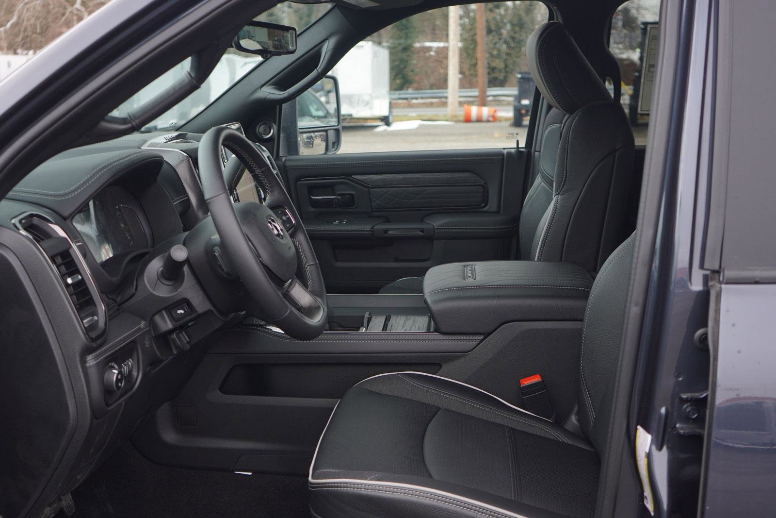 New 2026 RAM 3500 Limited image 24