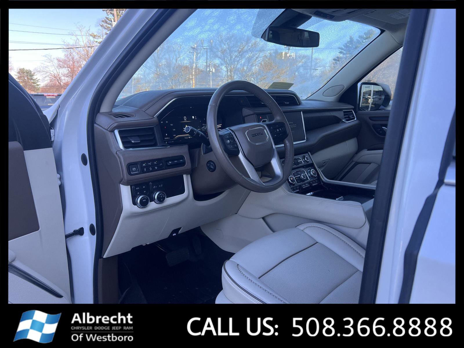 Used 2022 GMC Yukon Denali image 9