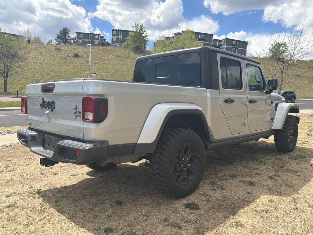 Used 2023 Jeep Gladiator Sport image 7