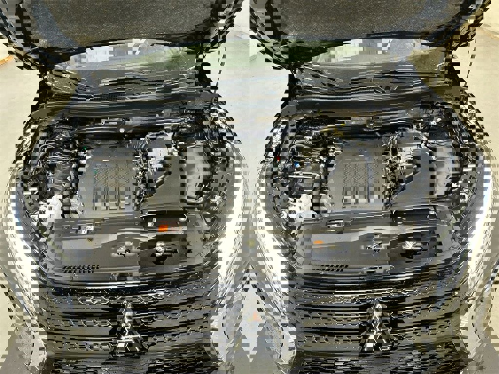 New 2026 Mitsubishi Eclipse Cross SEL image 10