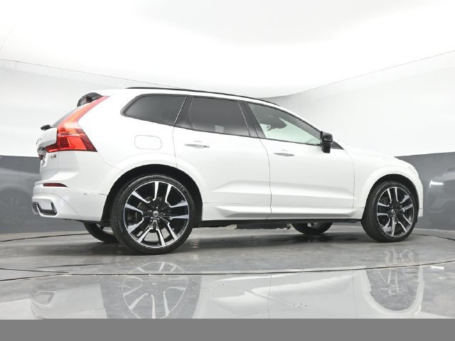 Used 2024 Volvo XC60 B5 Ultimate AWD/4WD image 55