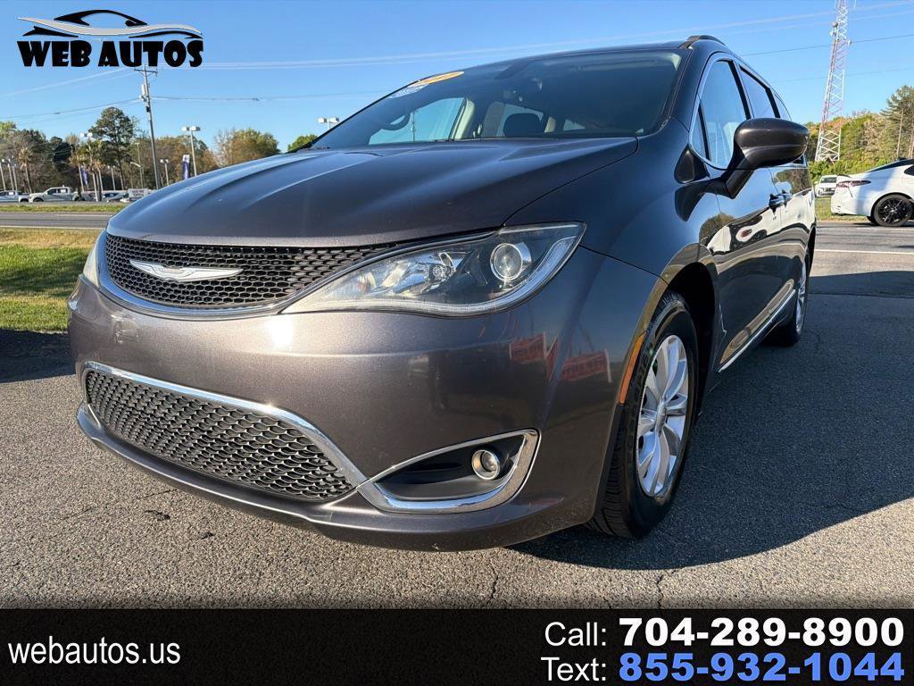 Used 2017 Chrysler Pacifica Touring-L