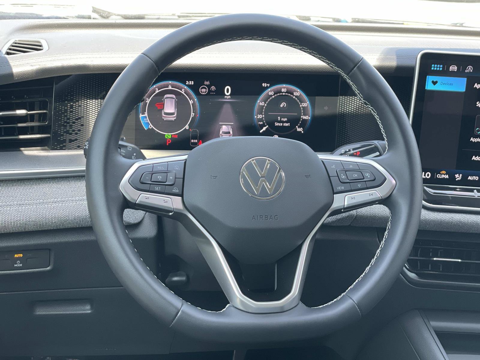 Certified 2025 Volkswagen Tiguan S FWD image 8