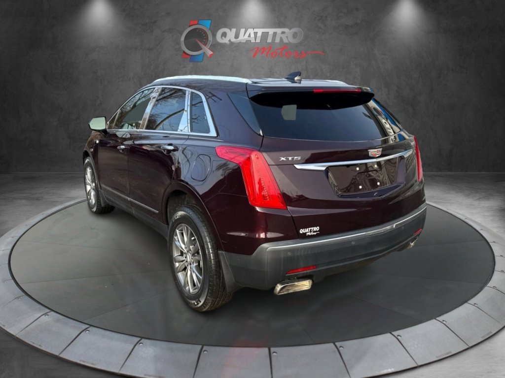 Used 2018 Cadillac XT5 Luxury w/ Driver Awareness Package image 3