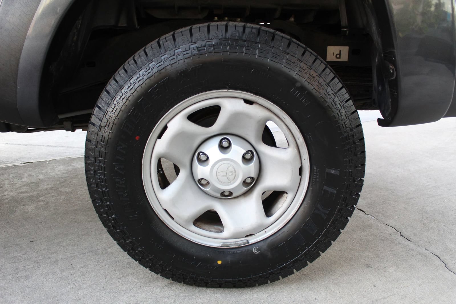 Used 2013 Toyota Tacoma PreRunner w/ SR5 Pkg RWD image 34