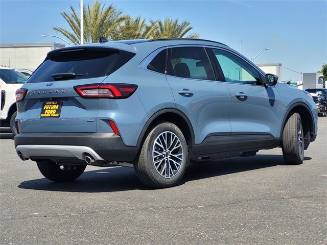 New 2025 Ford Escape SE w/ PHEV Premium Package image 4