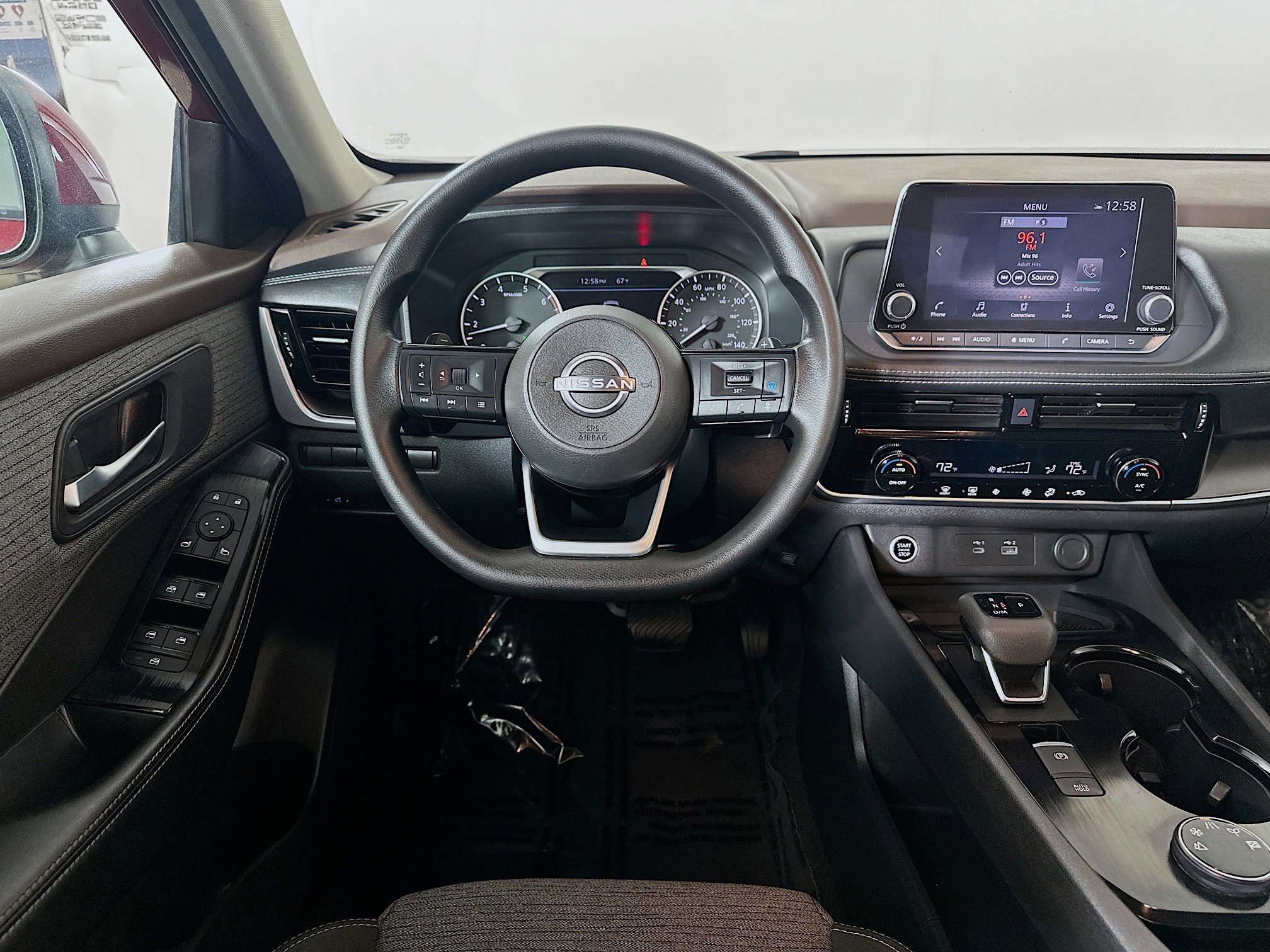 Used 2022 Nissan Rogue SV AWD/4WD image 20